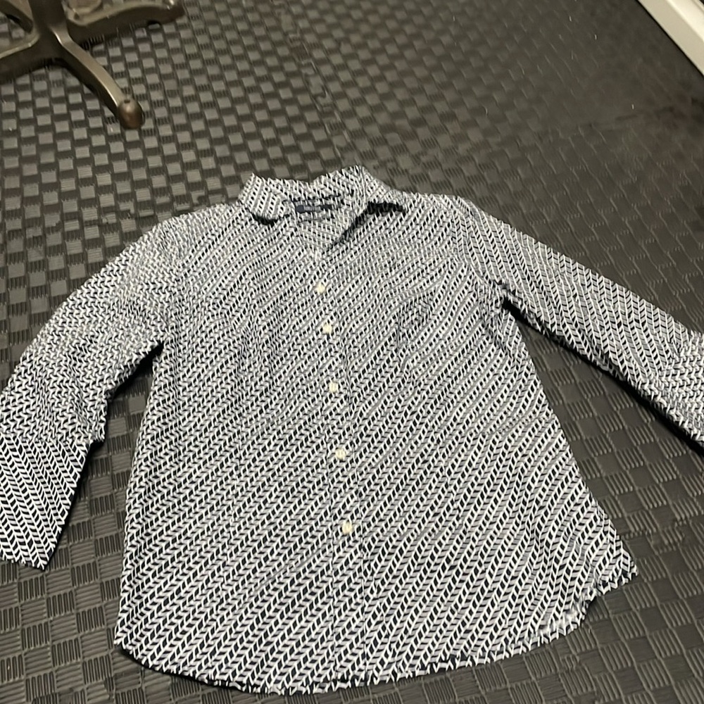 Nautical Wrinkle Resistant Button Down Shirt Size… - image 2